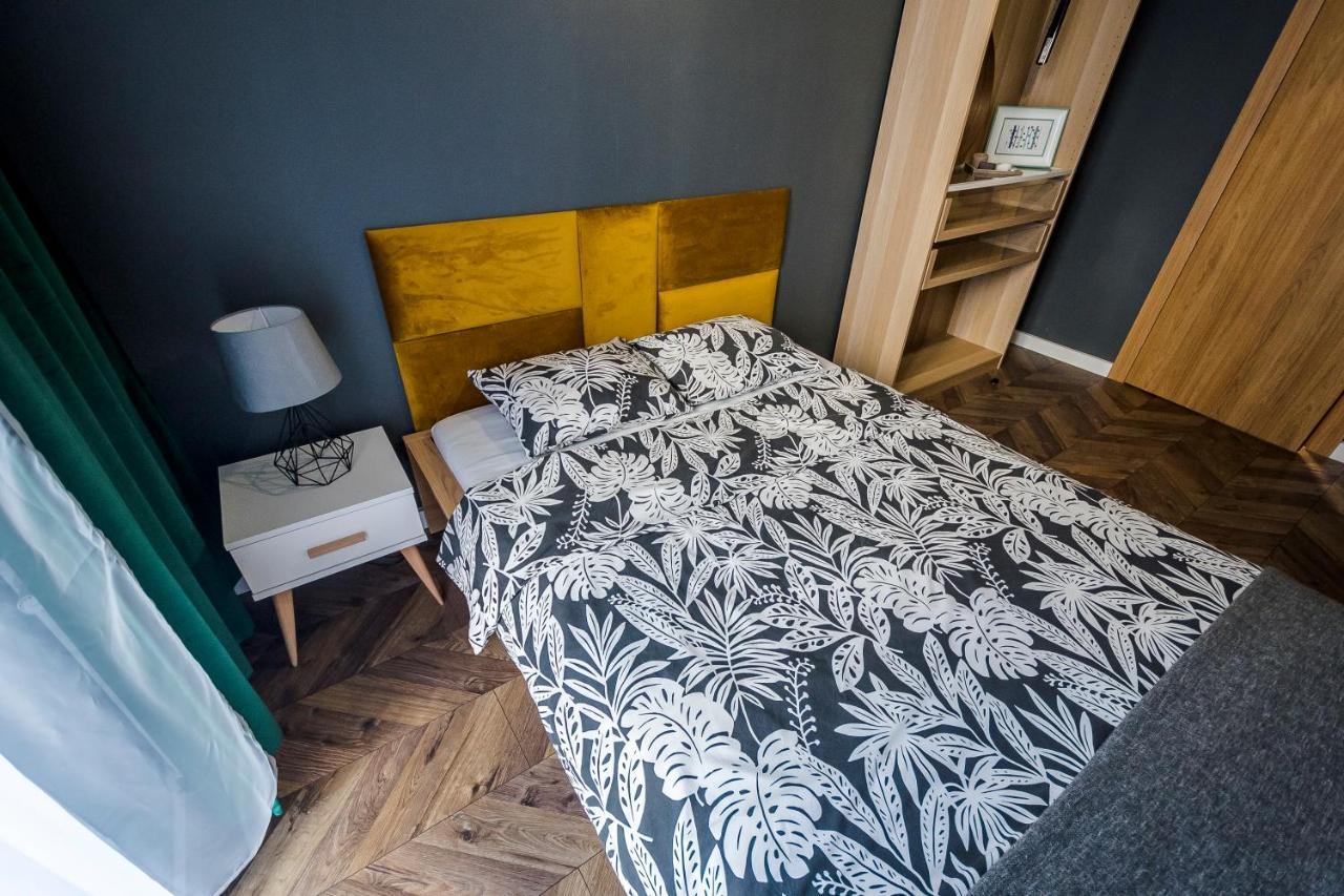 Apartment Z Ogrodkiem I Garazem