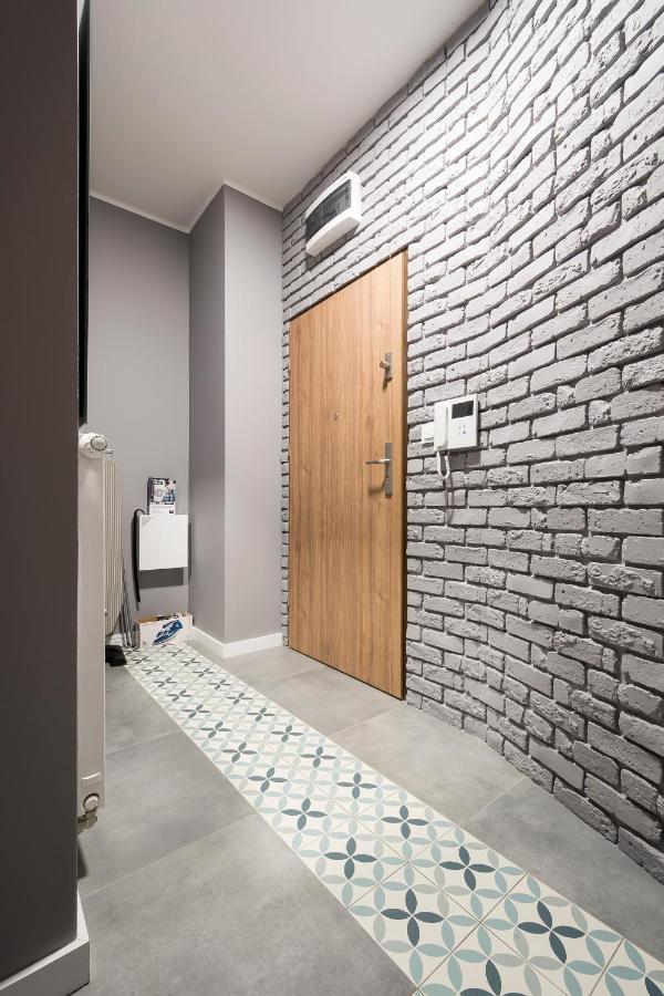 Apartment Z Ogrodkiem I Garazem