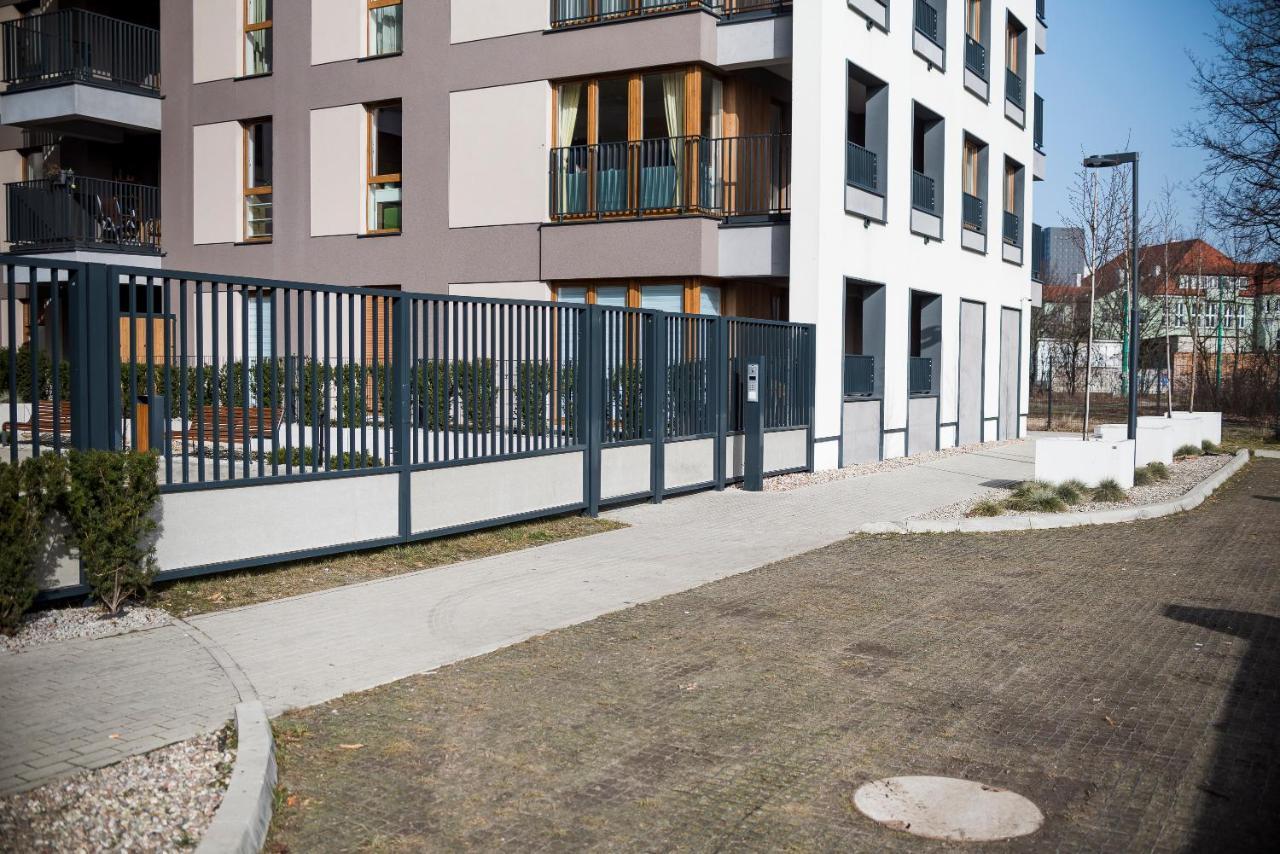 Z Ogrodkiem I Garazem Apartment