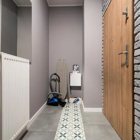 Apartament Z Ogrodkiem I Garazem Poznań Eksteriør bilde