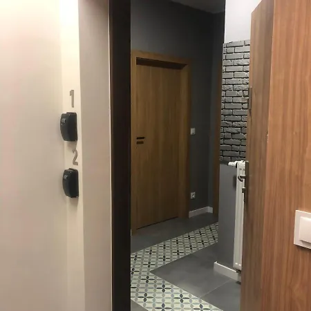 Apartament Z Ogrodkiem I Garazem Poznań Eksteriør bilde