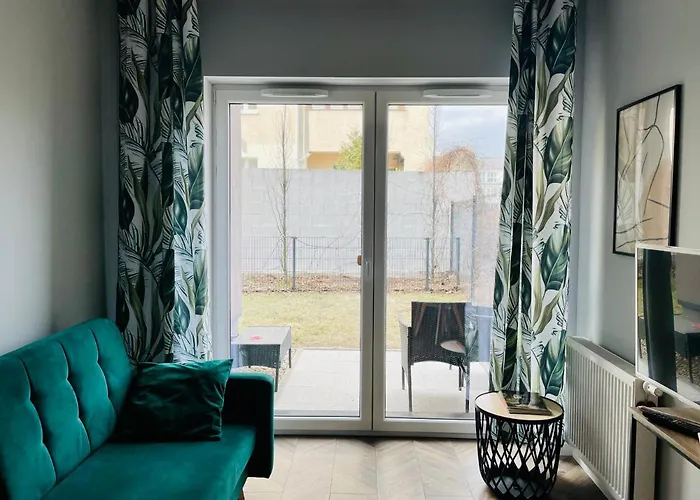 Apartament Z Ogrodkiem I Garazem