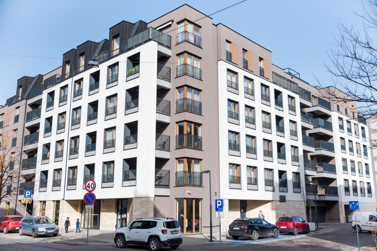 Z Ogrodkiem I Garazem * Poznań