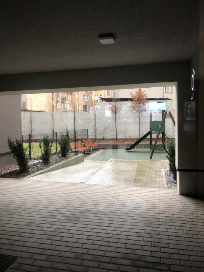 Leilighet Z Ogrodkiem I Garazem *